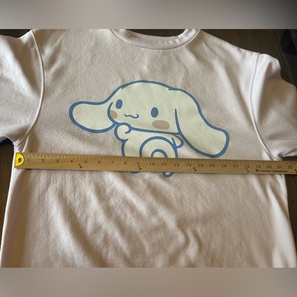Cinnamoroll Women’s Large Sanrio Light Pink Sweatshirt Cute Graphic Crew Neck - Picture 5 of 9